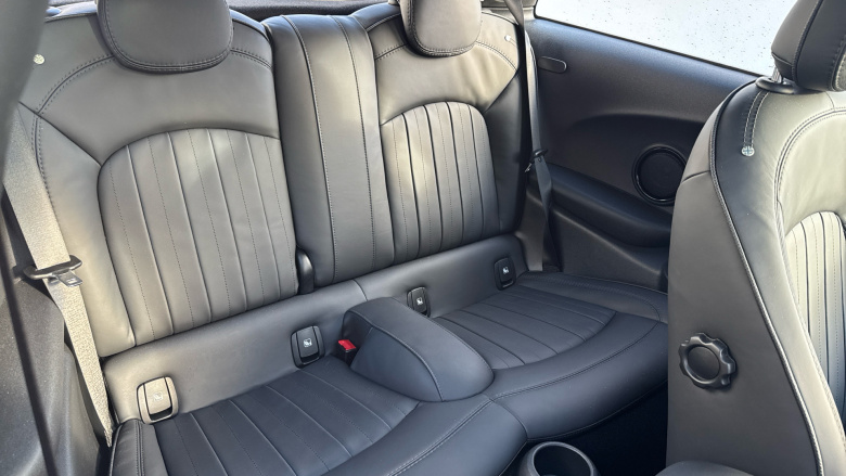 MINI Cooper 2.0 S Exclusive 3dr Auto Petrol Hatchback